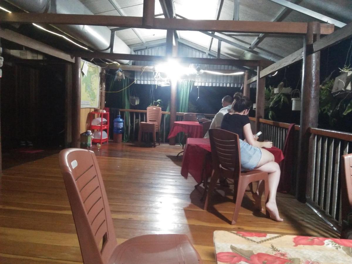 Tran Xuan Homestay Ba Be Village Εξωτερικό φωτογραφία
